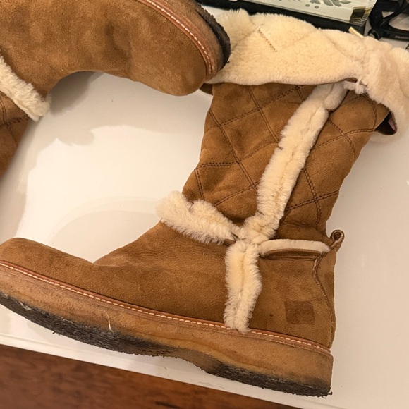 Moncler Women's Tan Shearling Merino Sheep Fur Boots - Picture 3 of 12